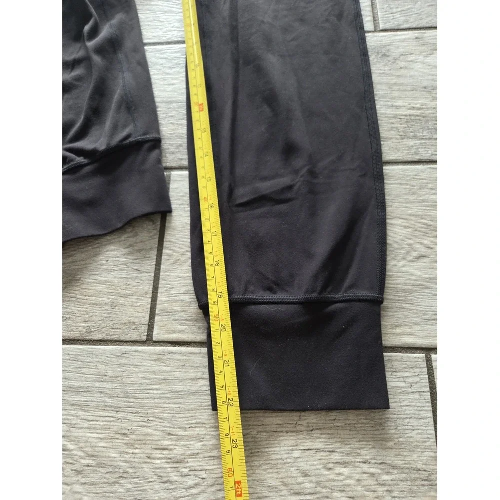 Lululemon Align High-Rise Joggers Cropped Sz 2 Black Nulu Soft Stretch Yoga Pant